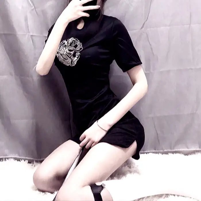 野侠游鸾